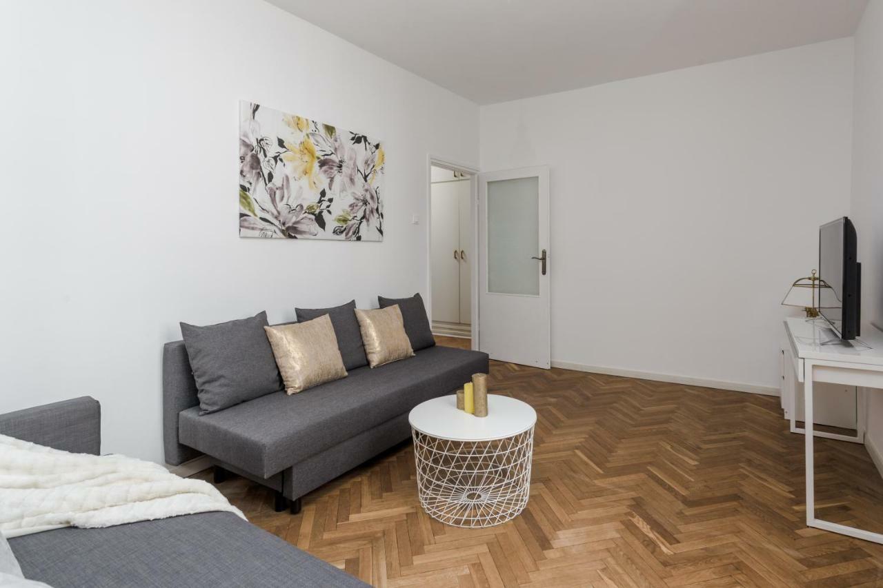 Chill Apartments Brzozowa Old Town Varşova Dış mekan fotoğraf
